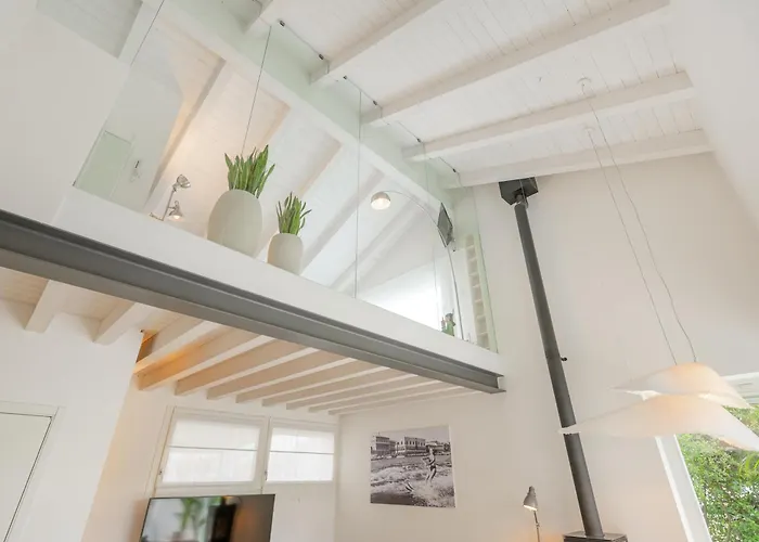 Jesolo Beach Villa *