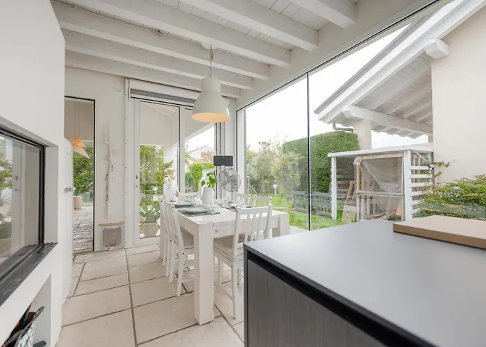 Jesolo Beach Villa * ليدو دي يسولو